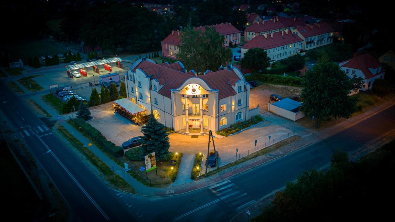 Hotel Onyx Gubin Exterior photo